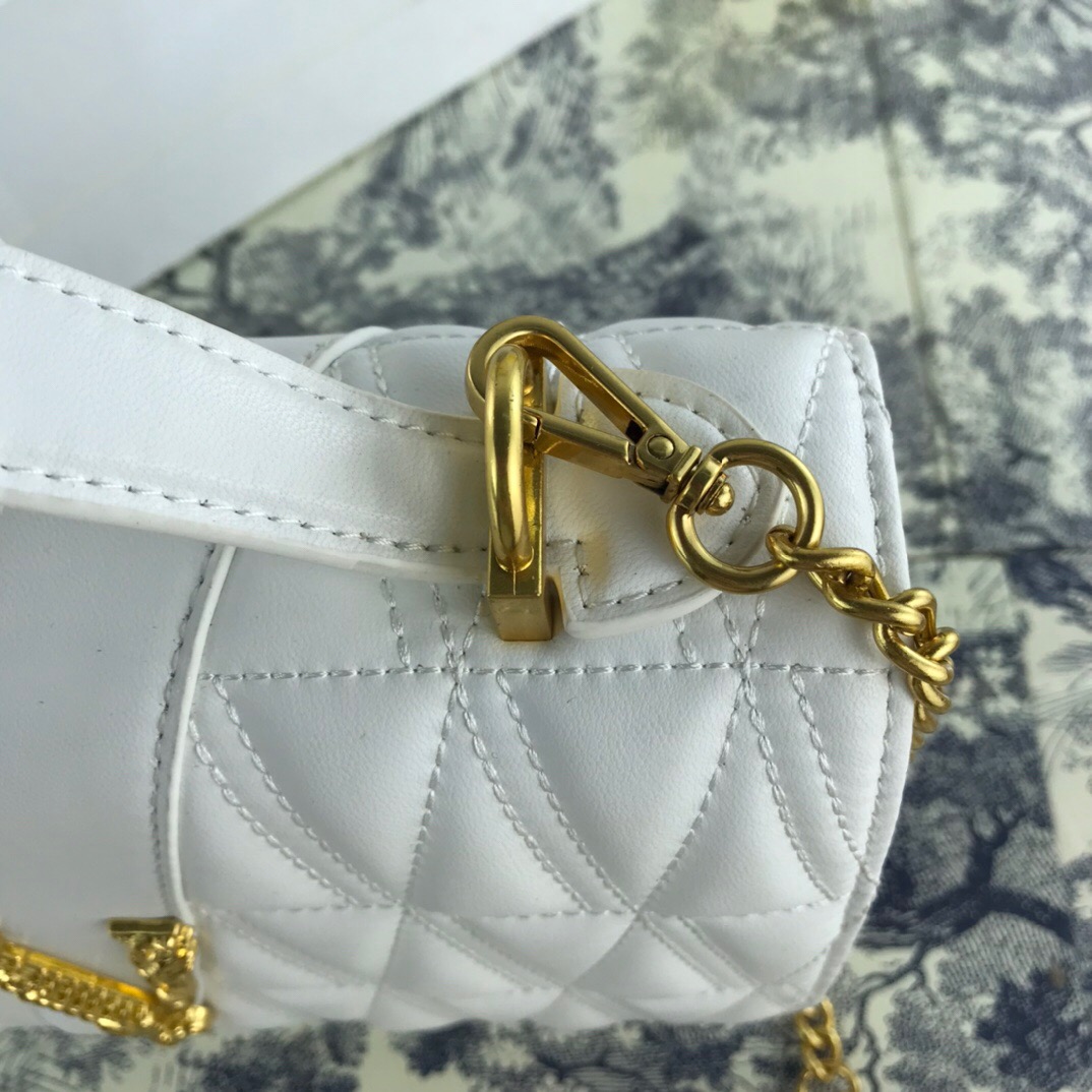 Versace AAA Quality Messenger Bags #784906