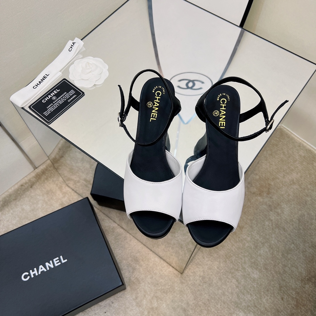 Chanel Shoes70