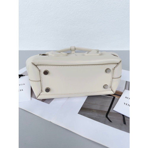 BOTTEGA VENETA MINI ARCOV