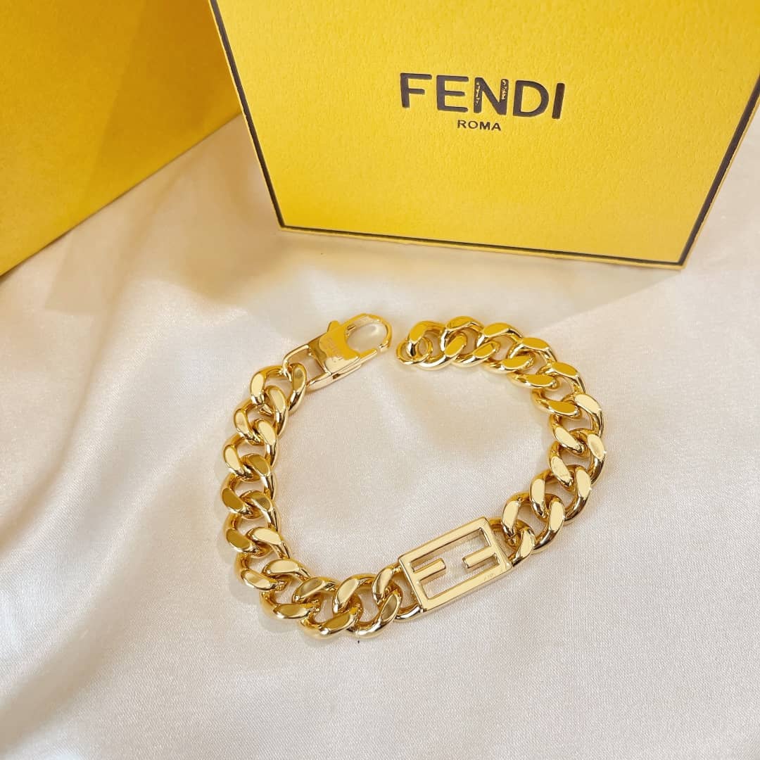 1:1 Fendi Bracelet Online
