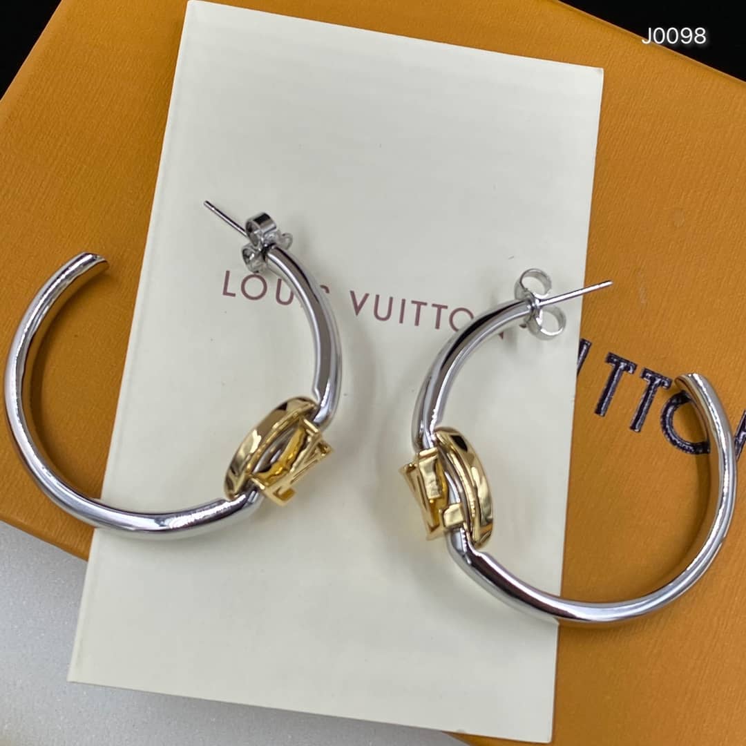 Knockoff Louis Vuitton Logo Earrings