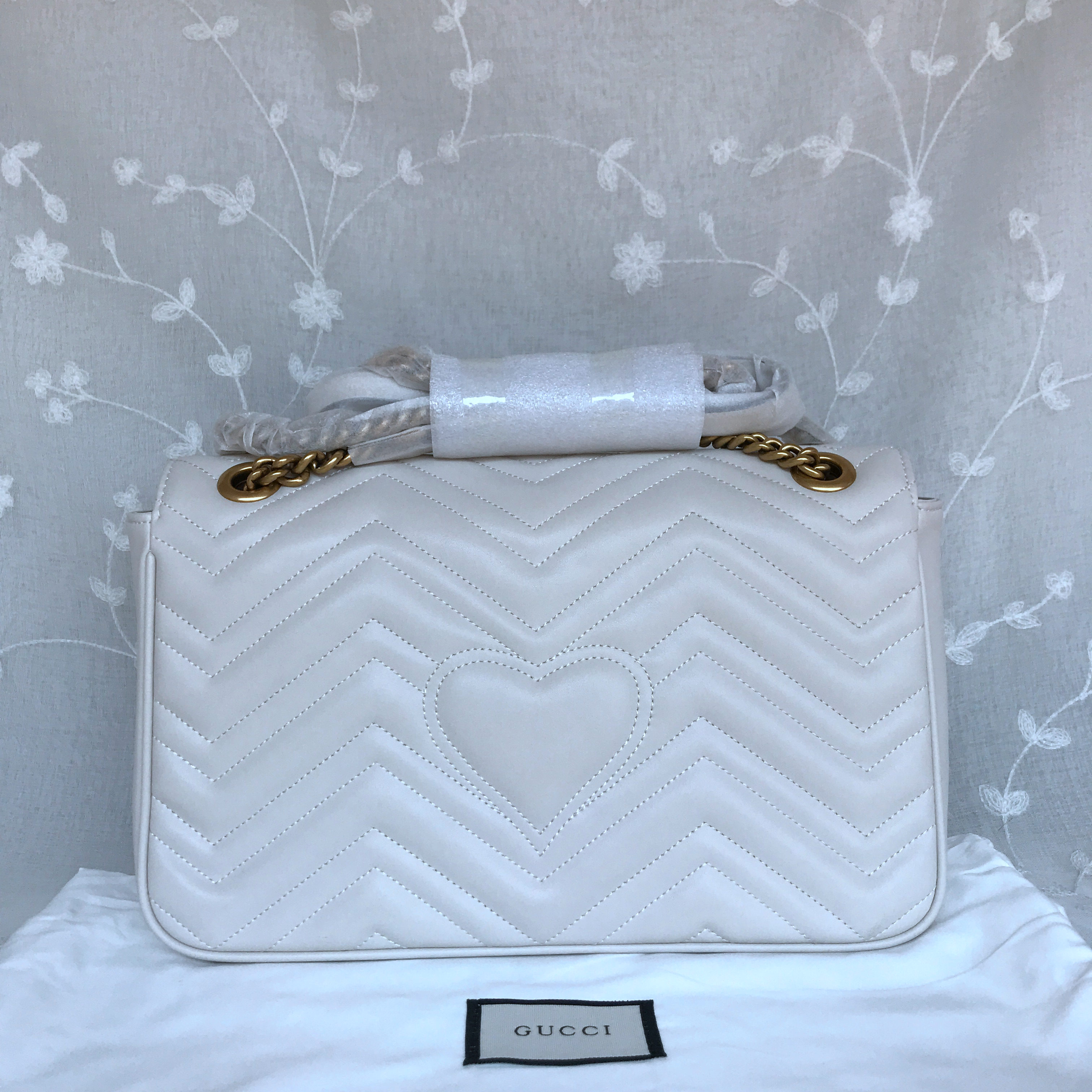 Gucci Marmont medium matelasse shoulder Bag 443496