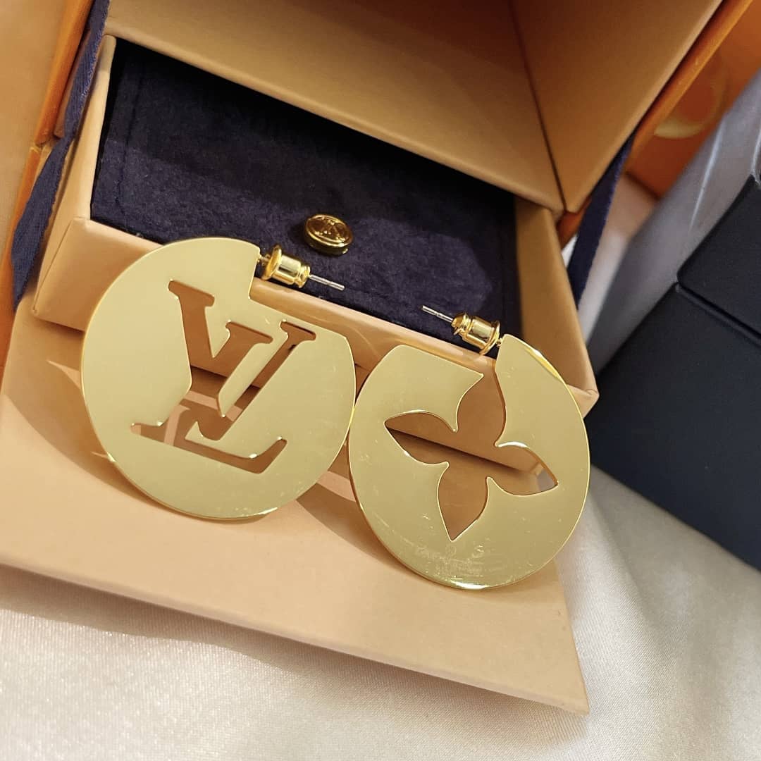 Wholesale Louis Vuitton Logo Earrings