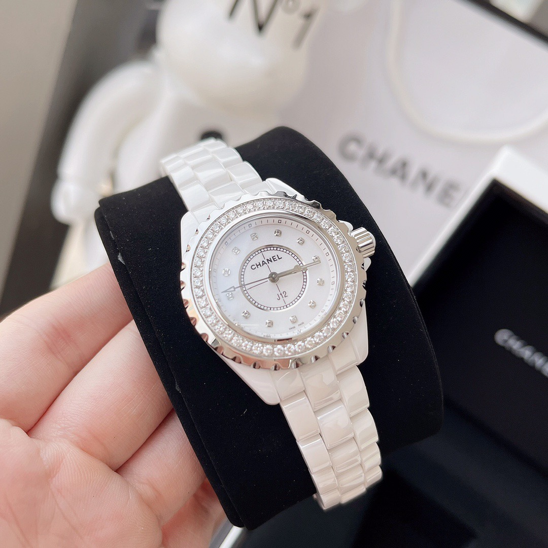Chanel J12 series H3110 watch
