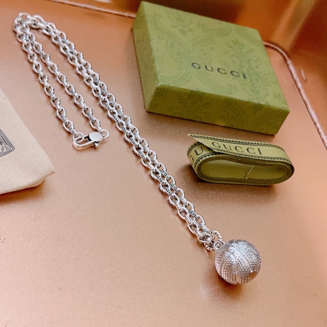 7 Star Gucci Necklace