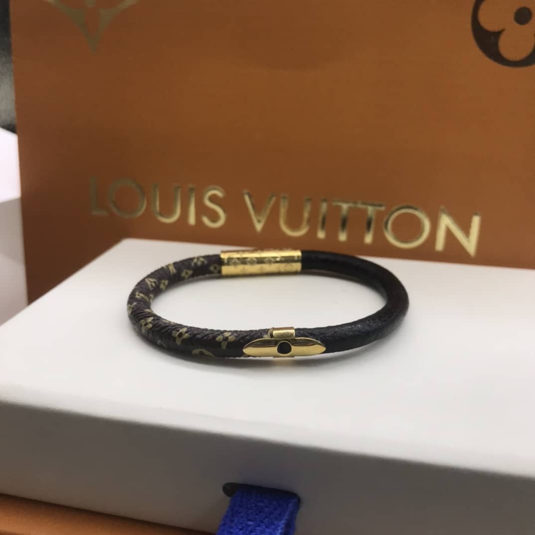 Wholesale Louis Vuitton Logo Bracelet