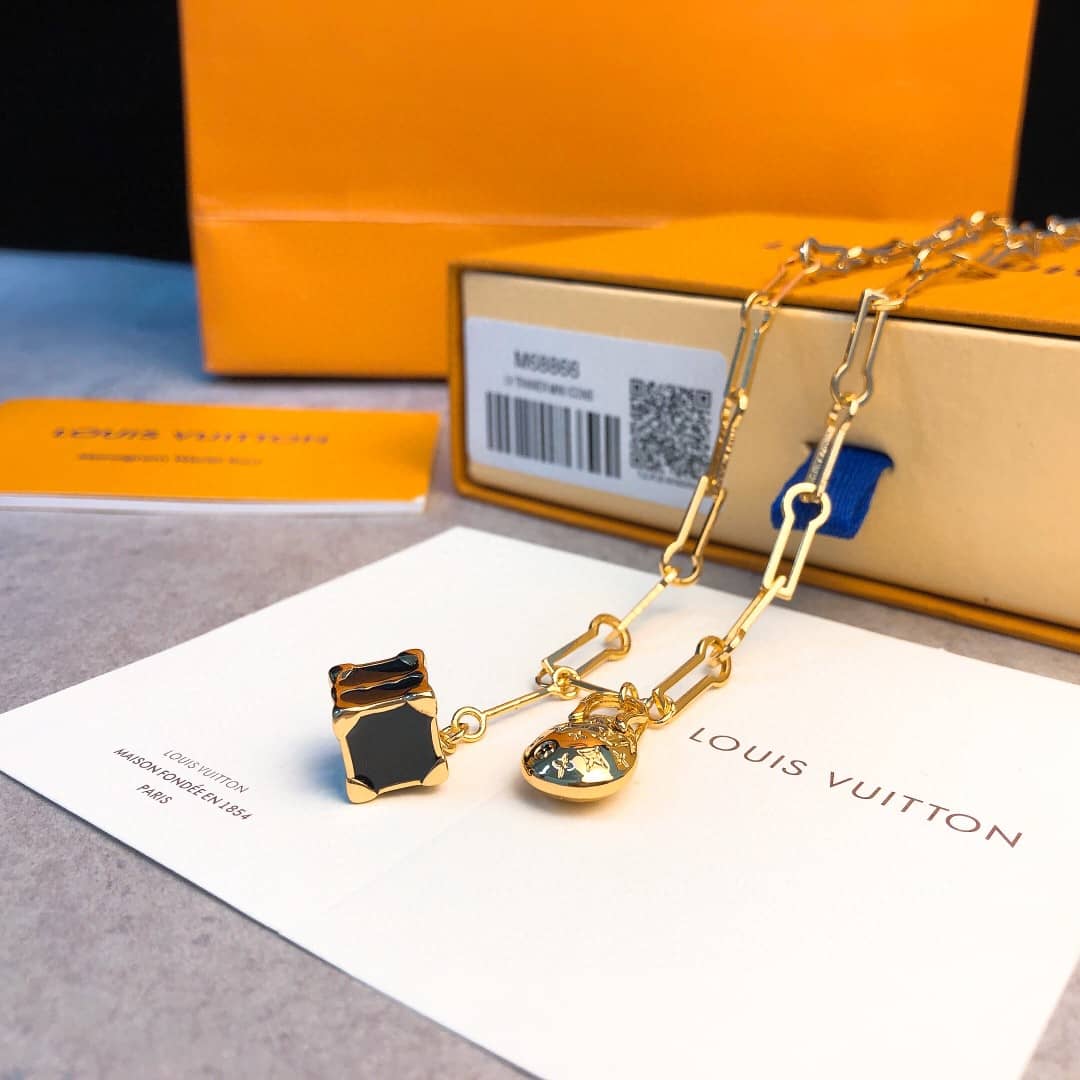 Top Quality Louis Vuitton Necklace