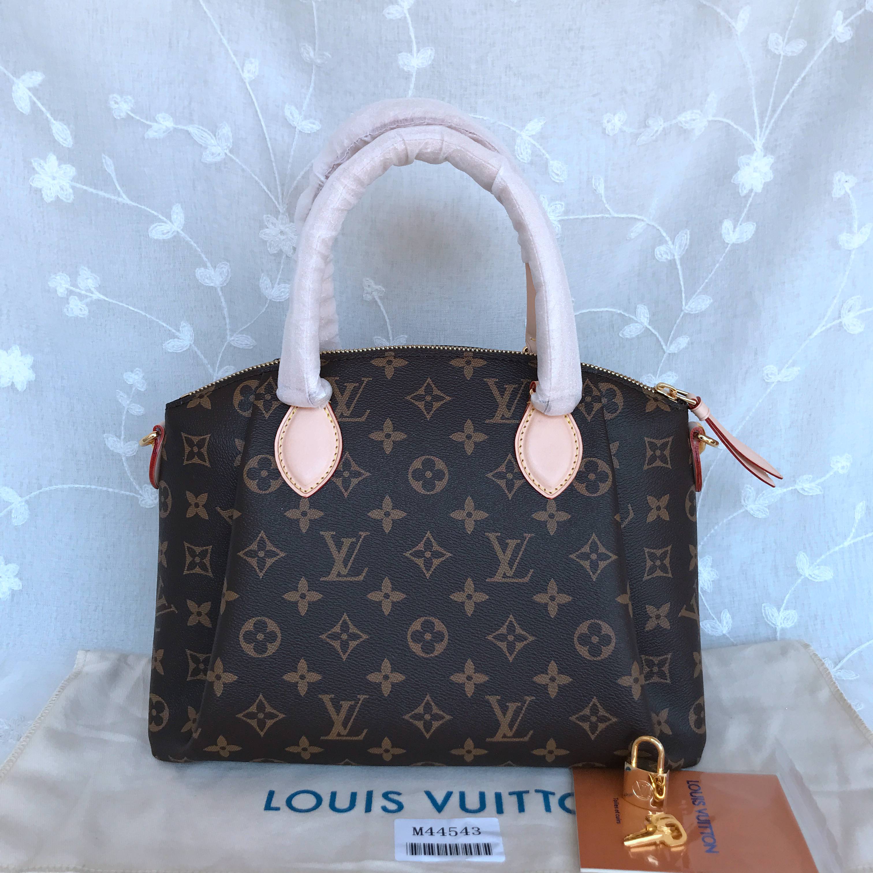 LV RIVOLI PM M44543