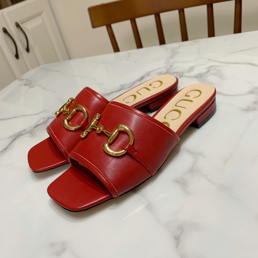 Gucci shoe399