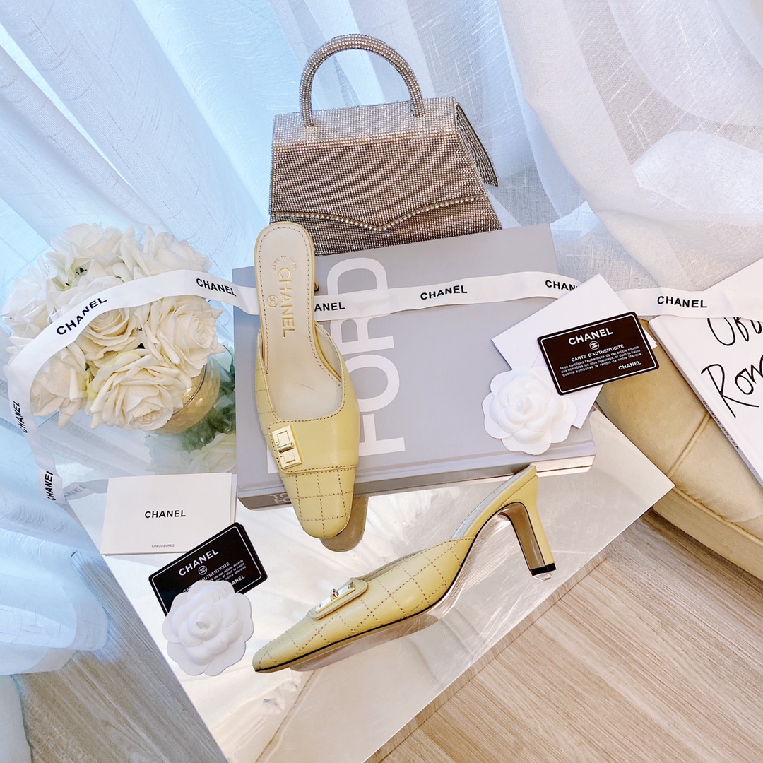 Chanel Shoes307
