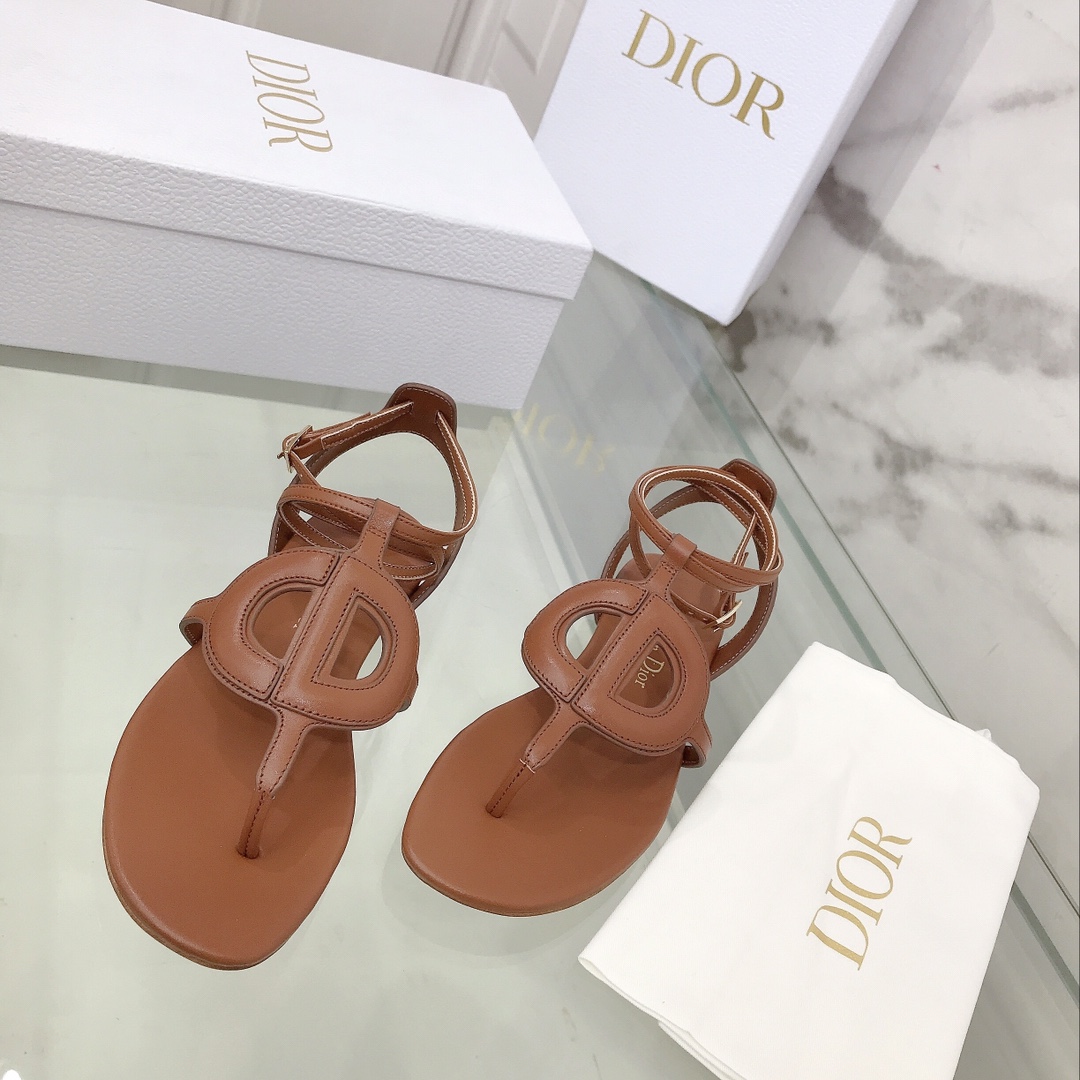 Dior shoes31