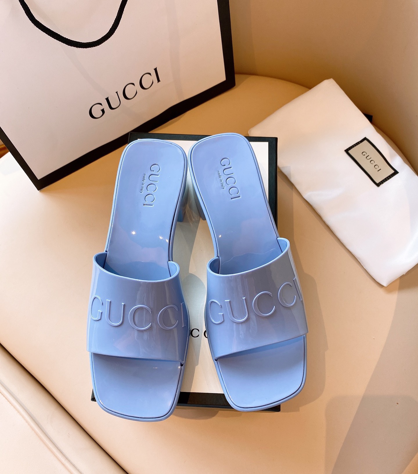 Gucci shoe311