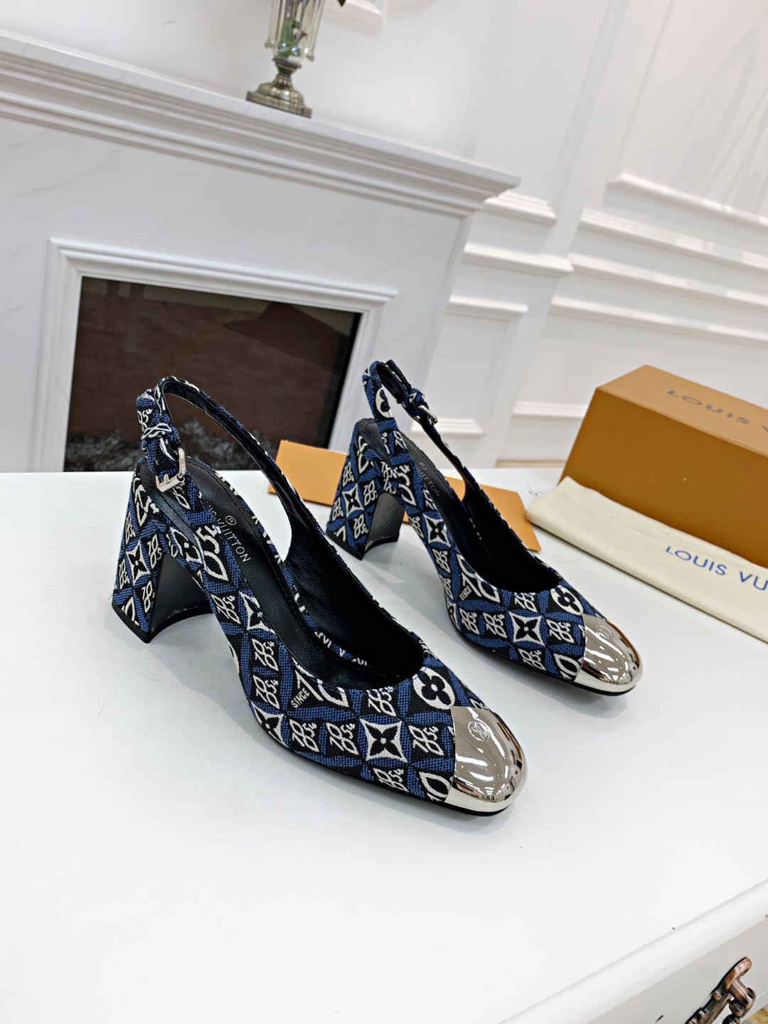 LV shoes104