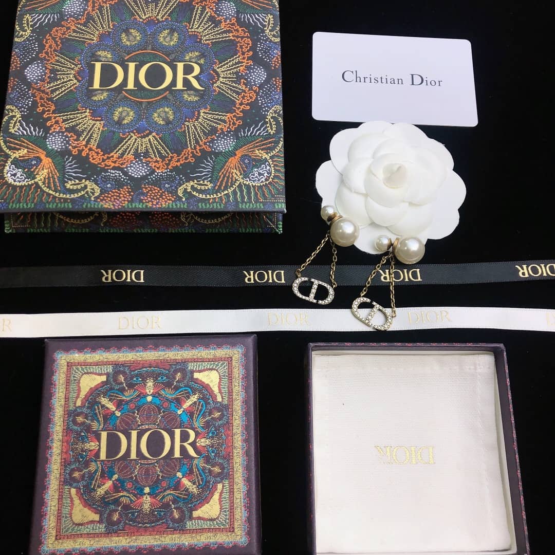 7 Star Dior Earrings