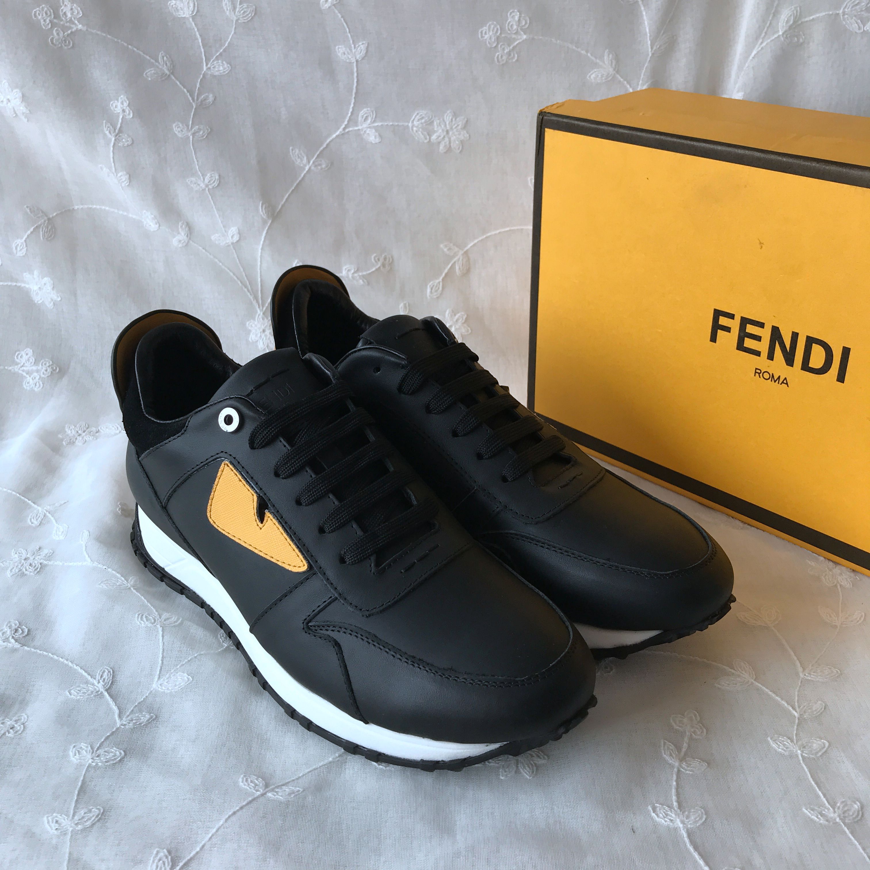 Fendi Casual Shoes 832485