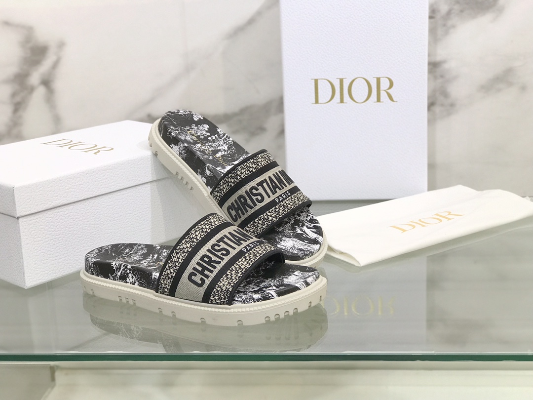 Dior shoes41