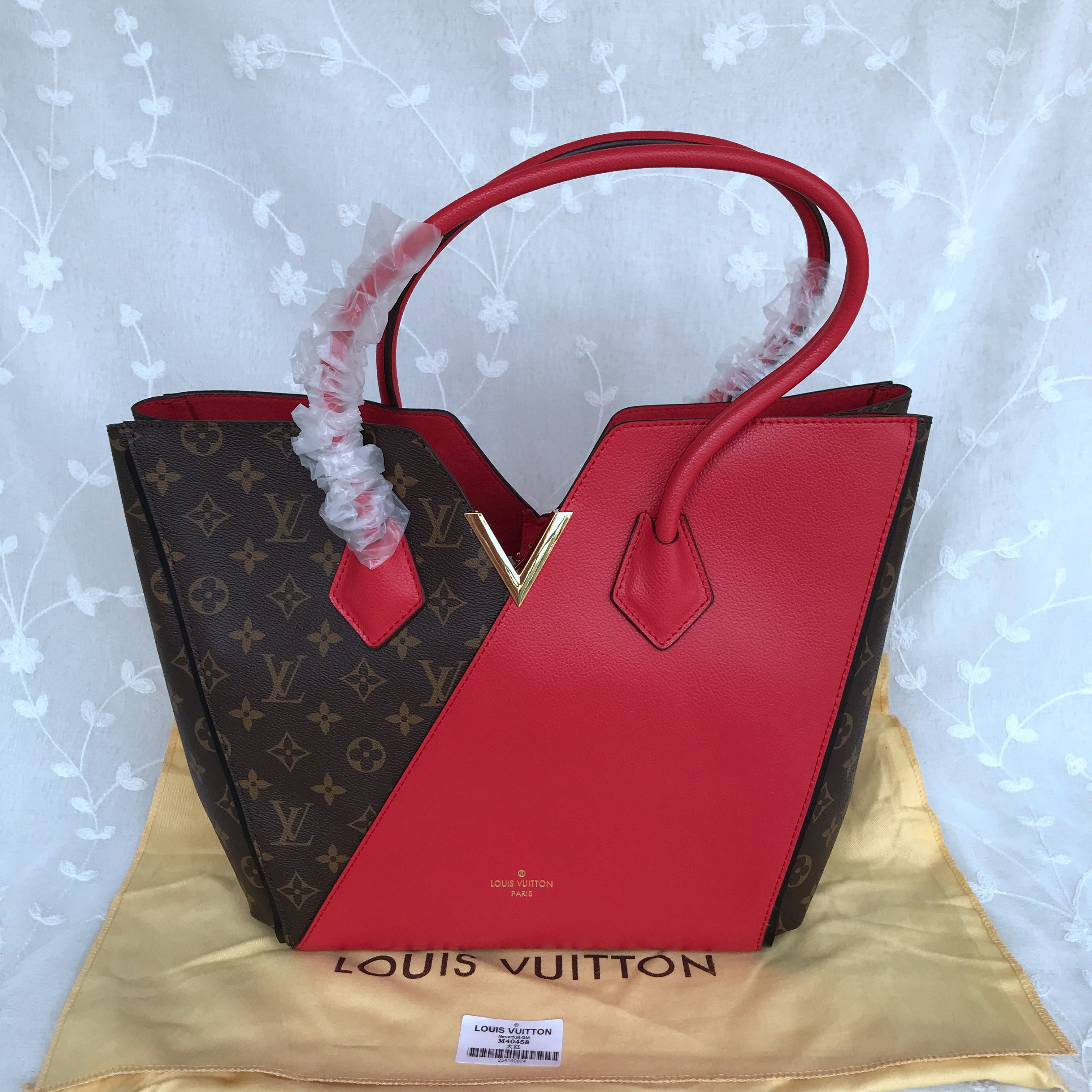 LV KIMONO TOTE M40458