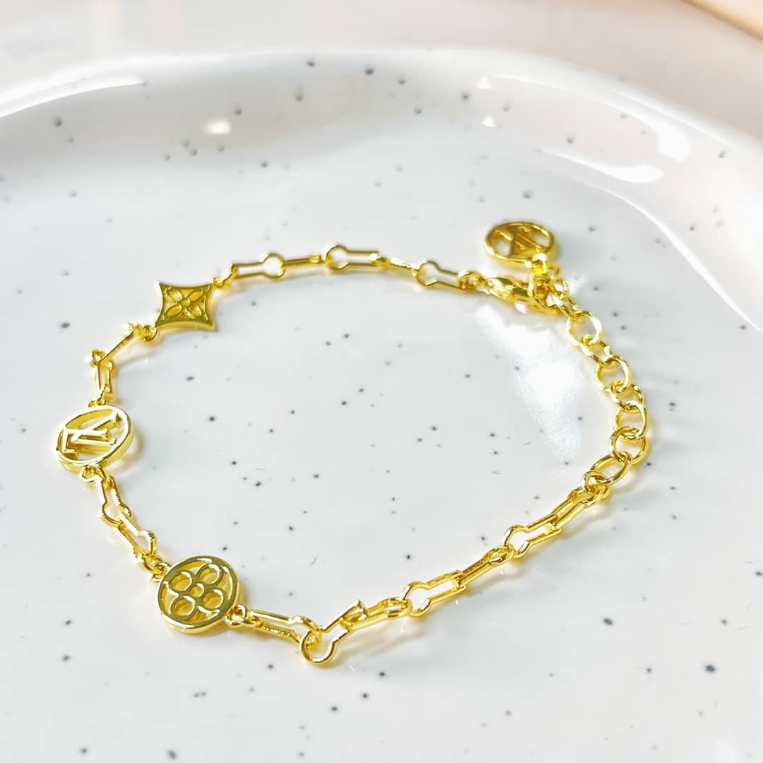 Luxury Louis Vuitton Classic AAA+ Bracelet