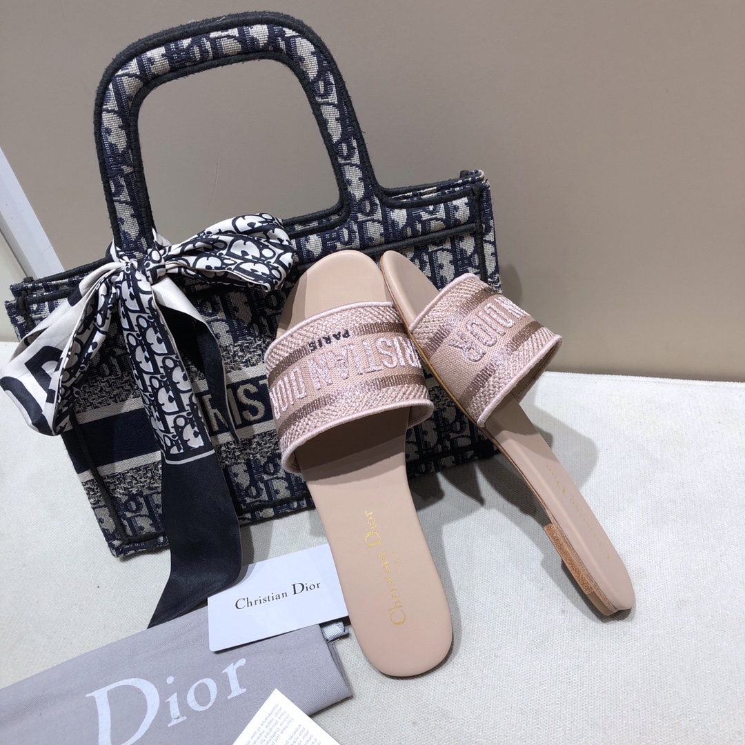 Dior shoes167