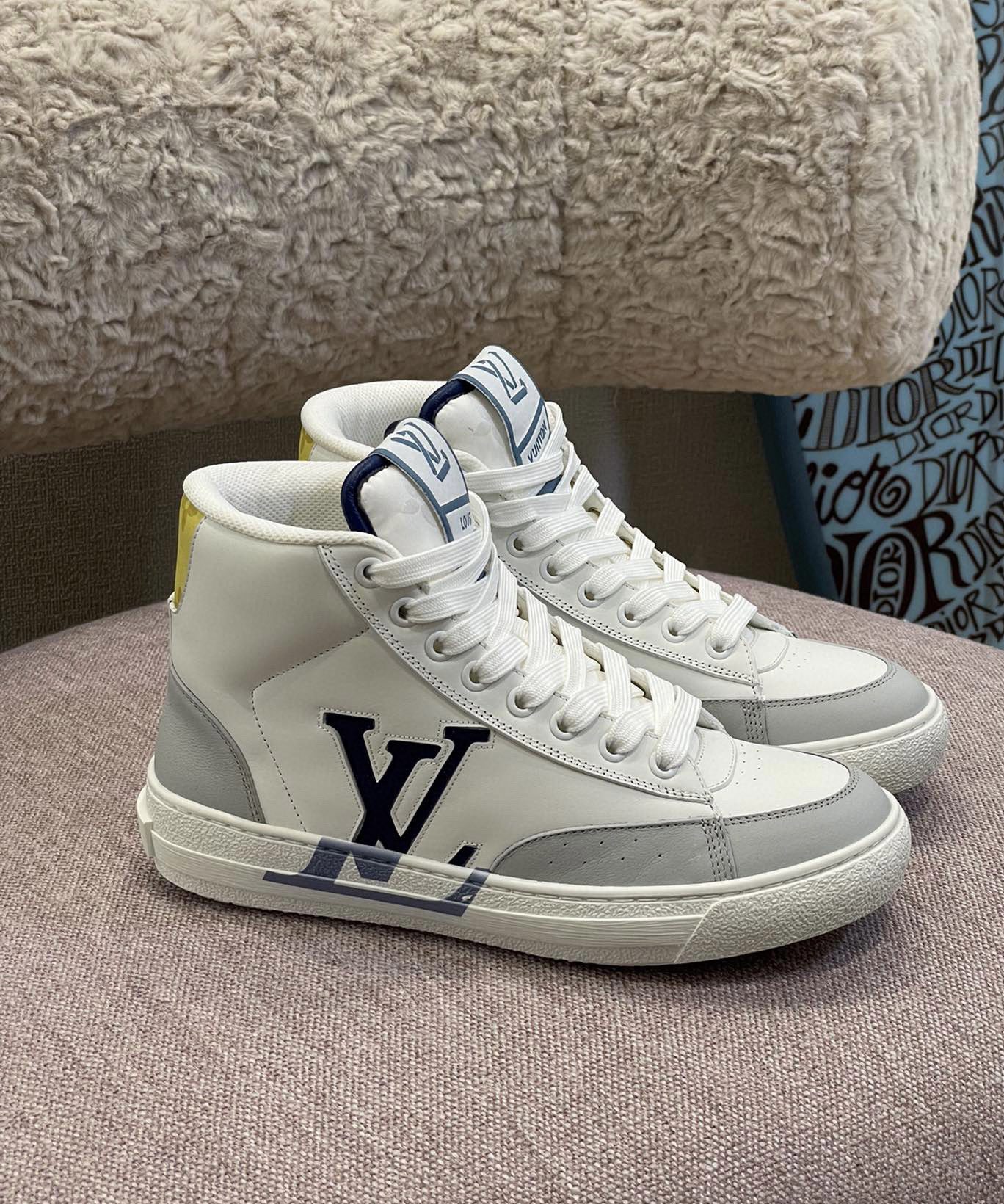 LV shoes304