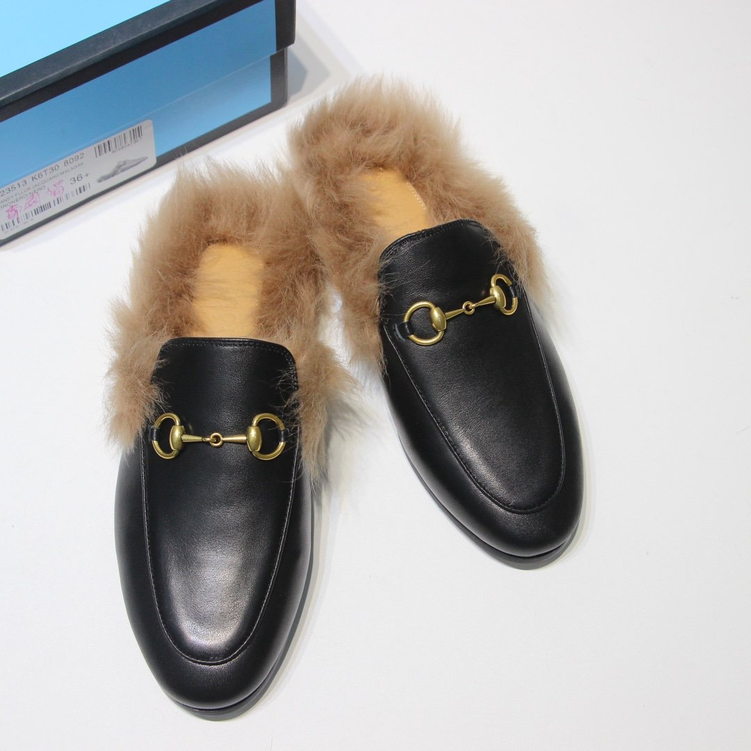 Gucci Hairy slippers 428194