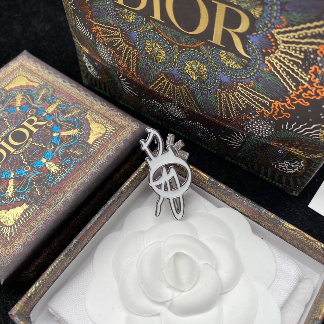 Cheap Dior Brooch
