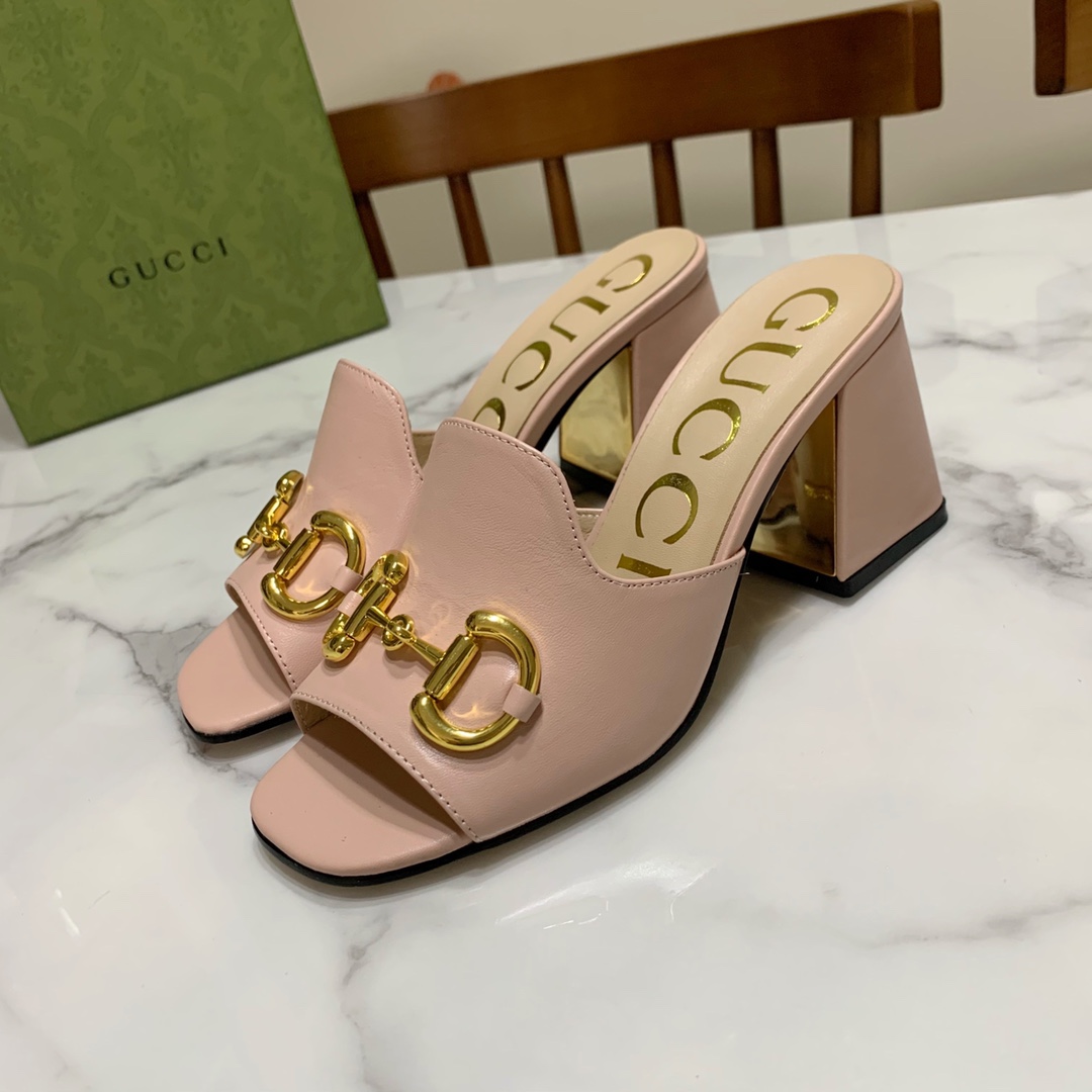 Gucci shoe320