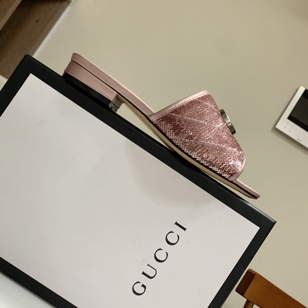 Gucci shoe408
