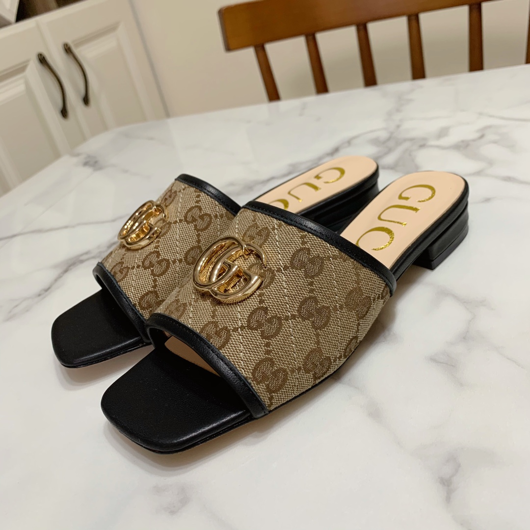 Gucci shoe404