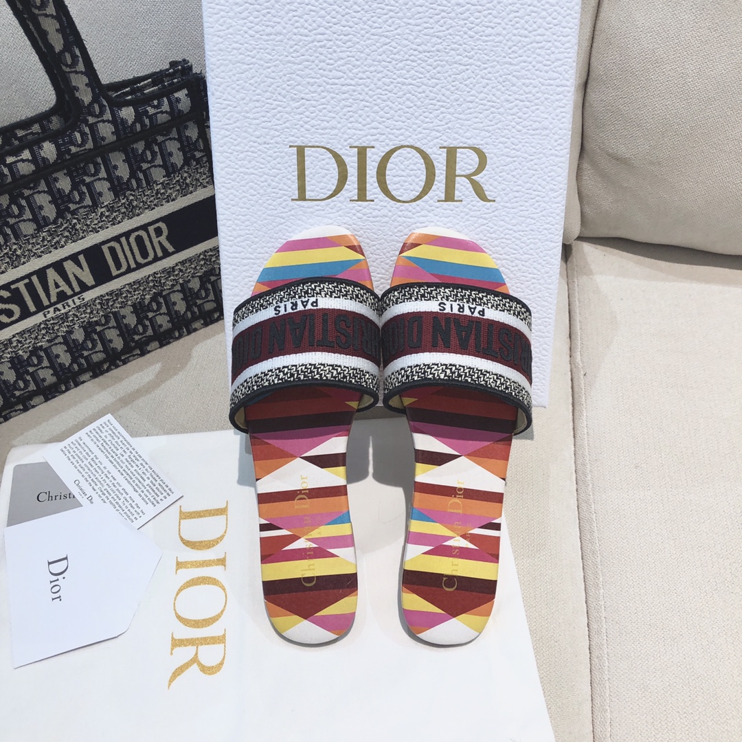 Dior shoes84