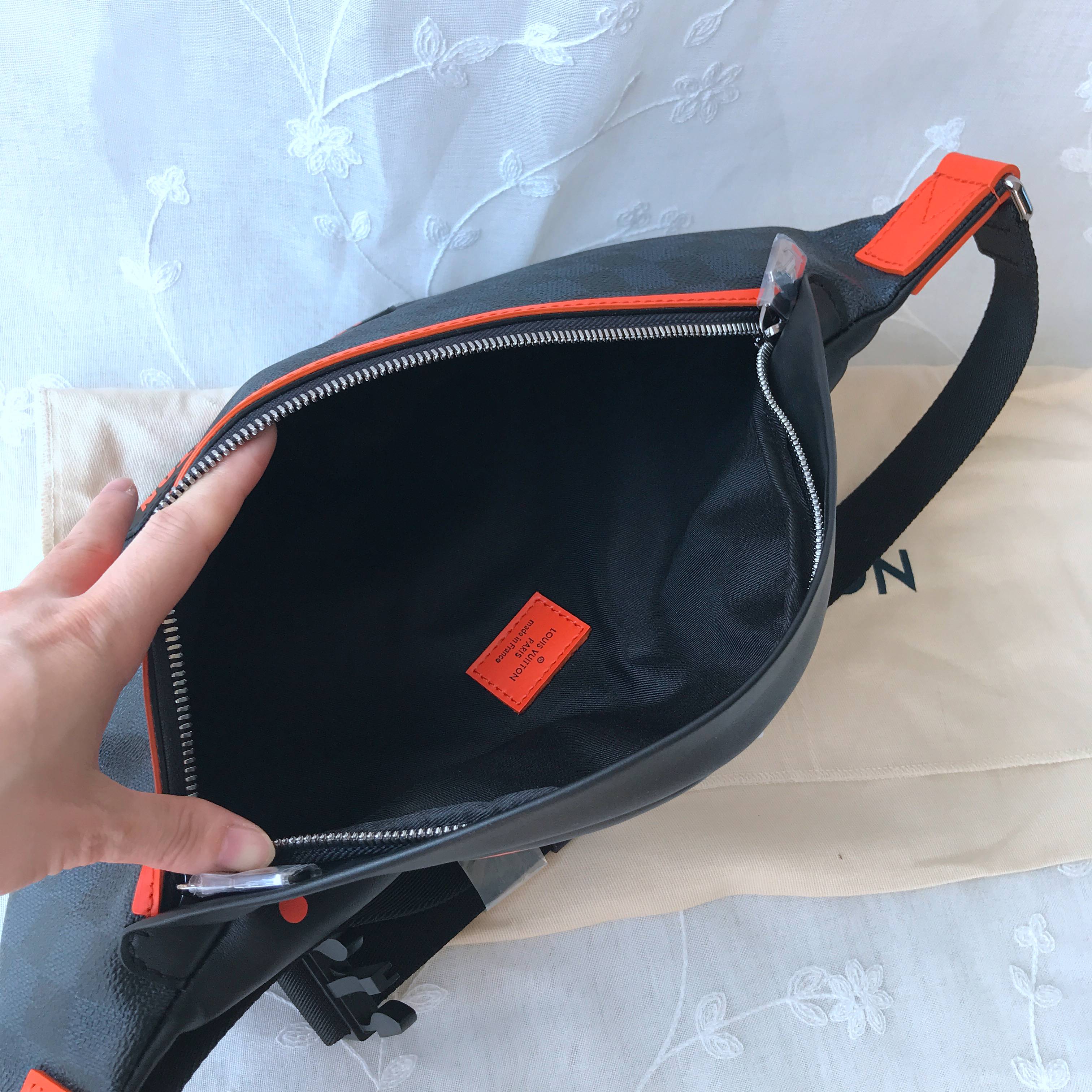 LV BUMBAG M40161