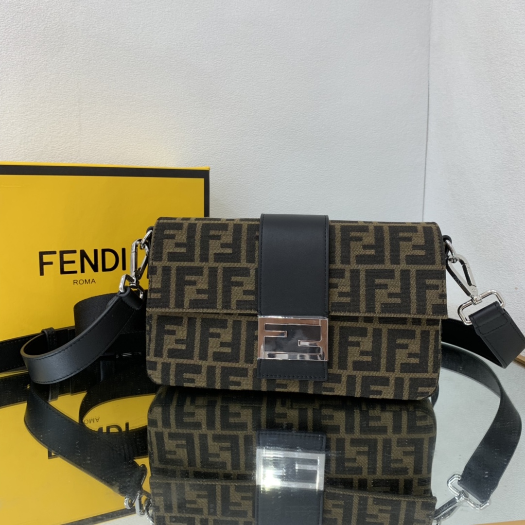 Fendi Baguette