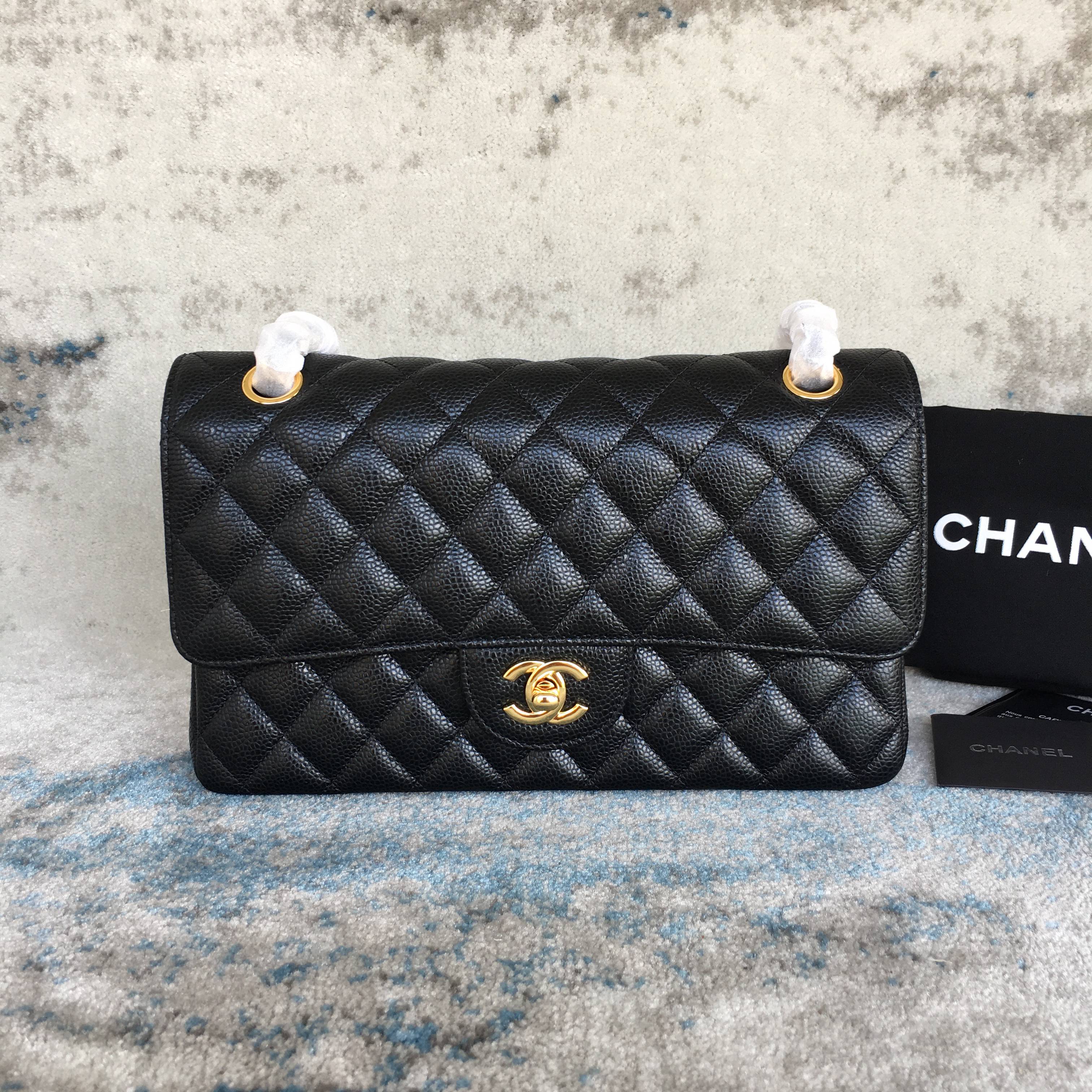 CHANEL CLASSIC HANDBAG  25cm