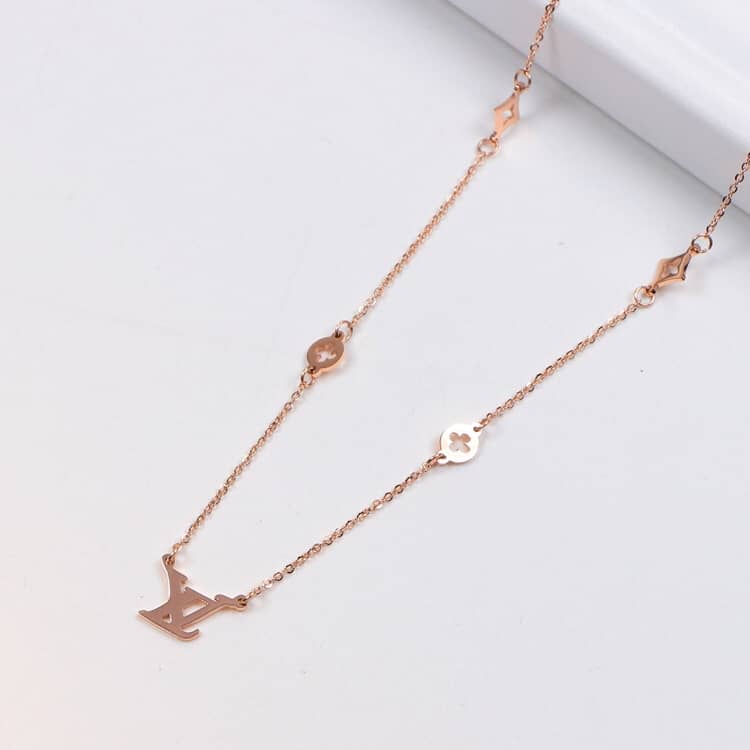 Louis Vuitton Best AAA Replica Necklace