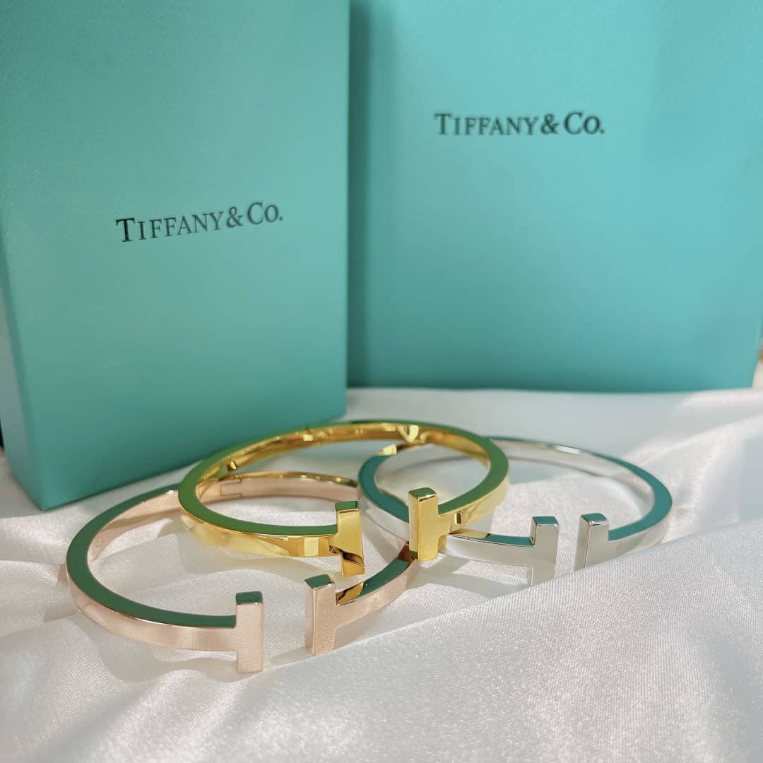 Fake Tiffany Logo Bracelet