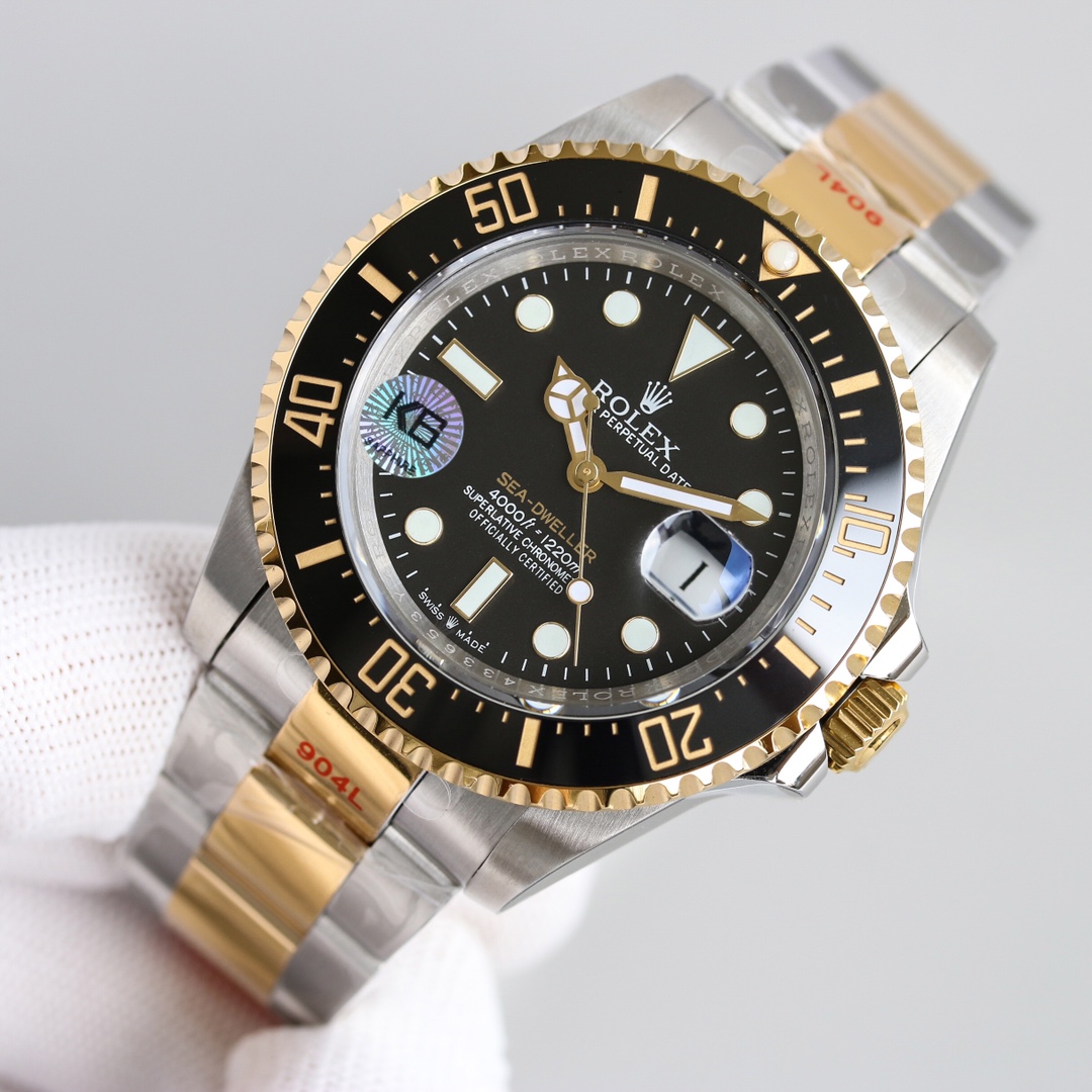 Rolex Sea-Dweller Yellow Gold/Steel 43mm Black Dial 126603