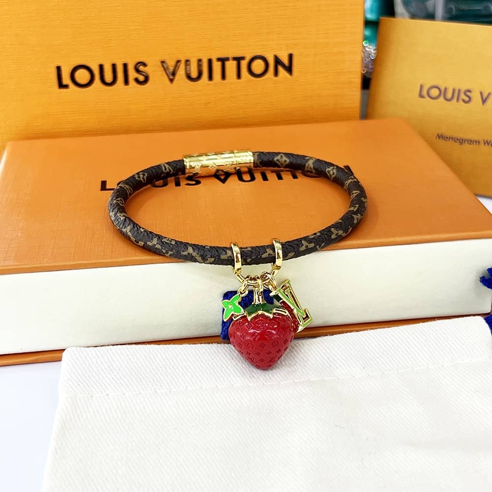 7 Star Louis Vuitton Bracelet