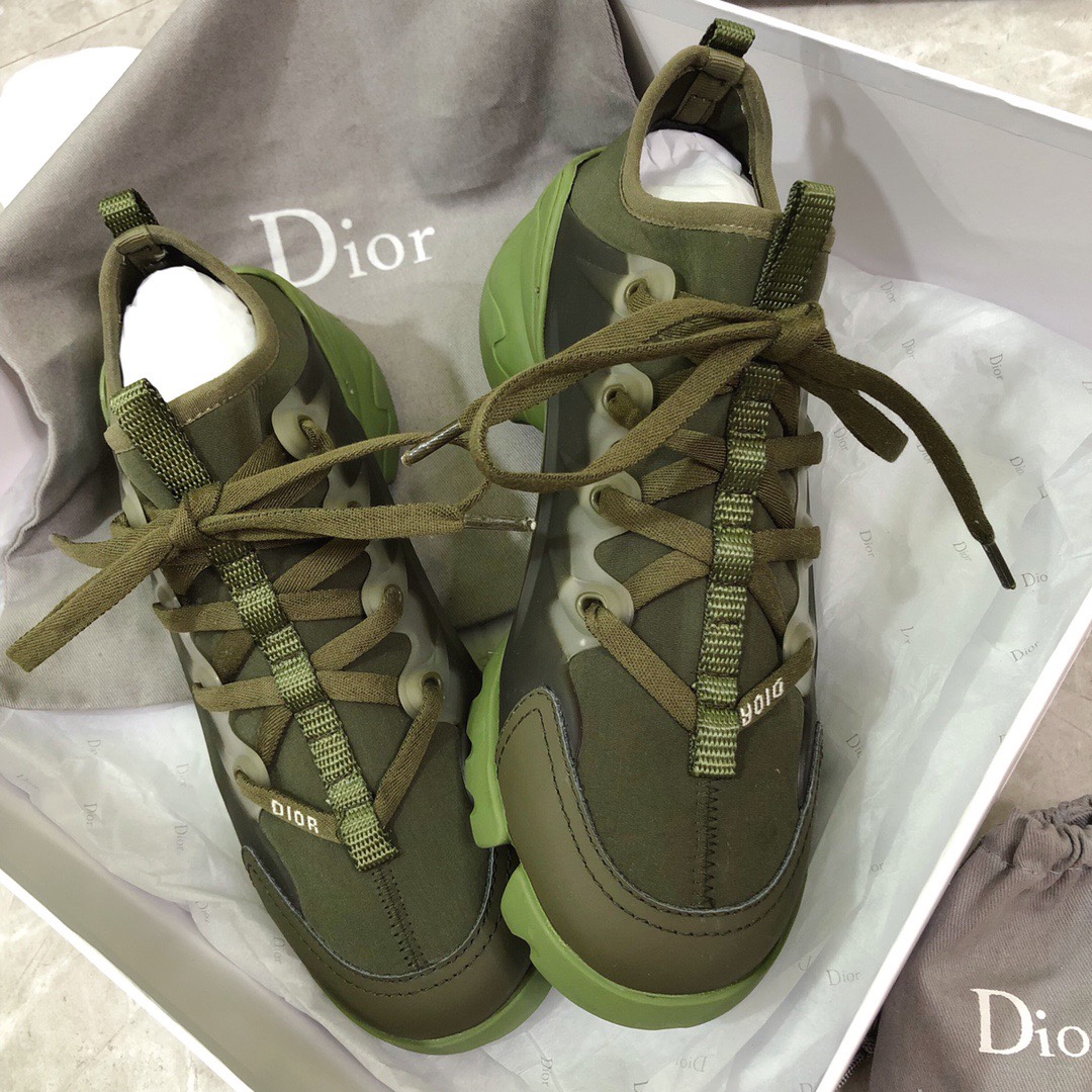 Dior shoes374