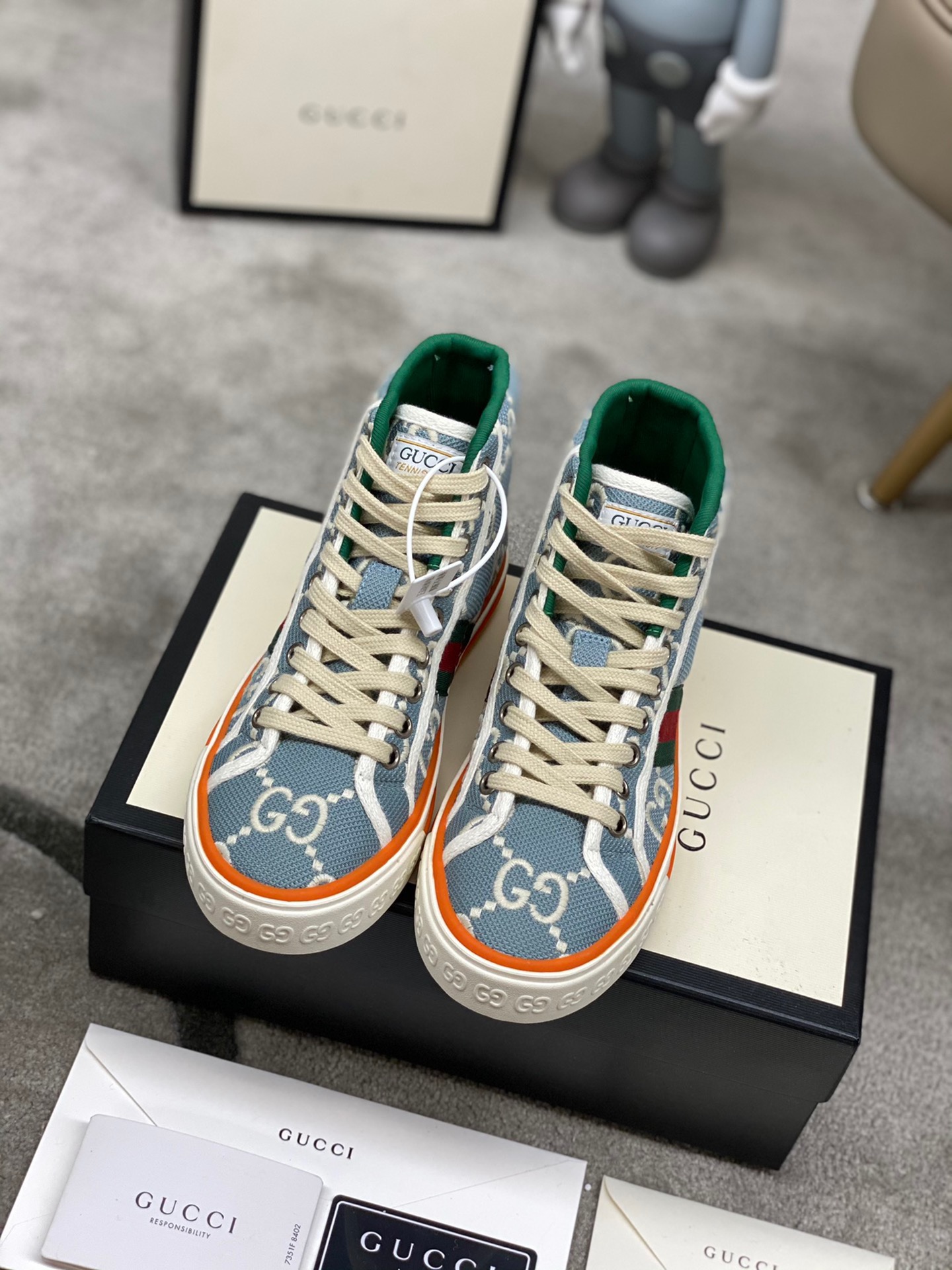 Gucci shoe218