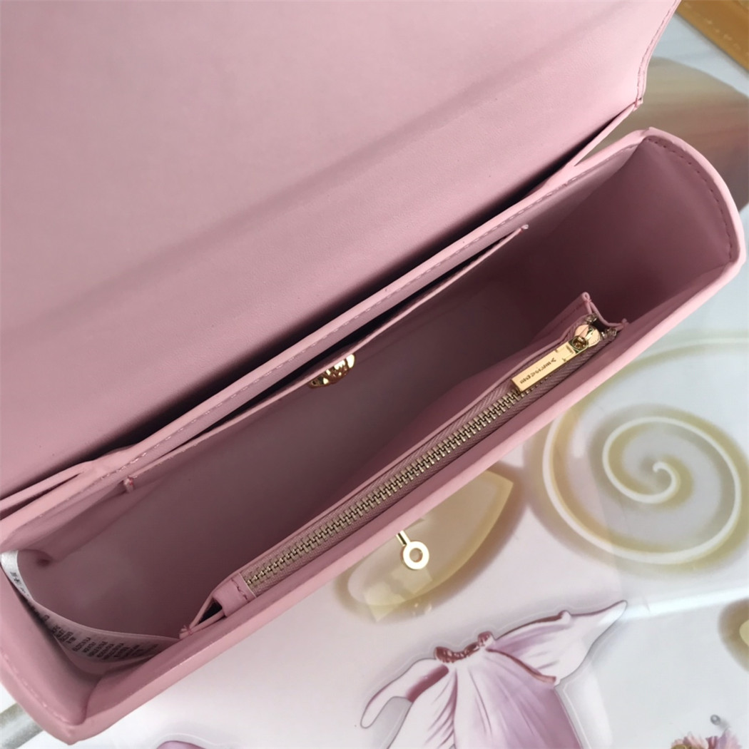 Versace AAA Quality Messenger Bags #720804