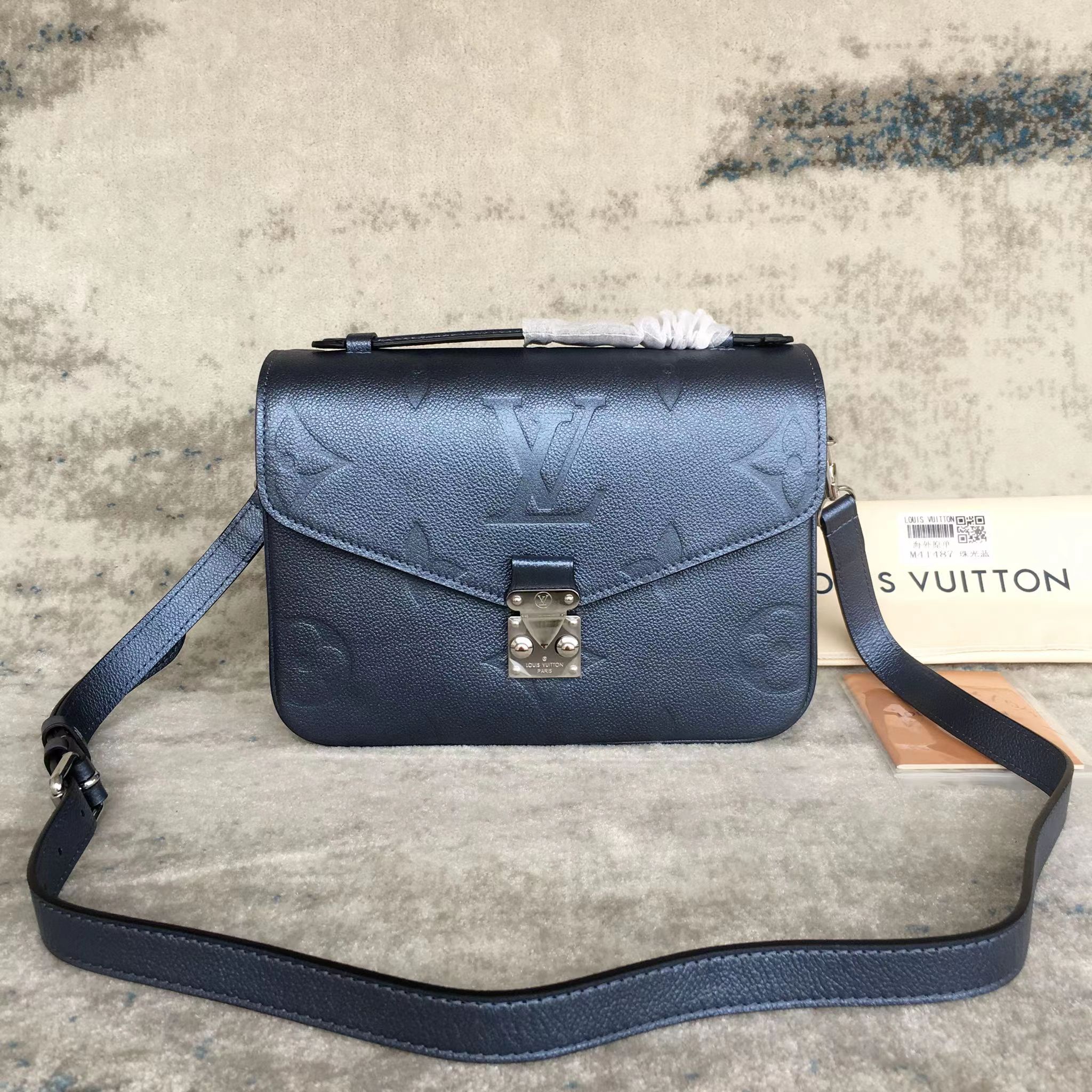 LV Pochette Metis M41487