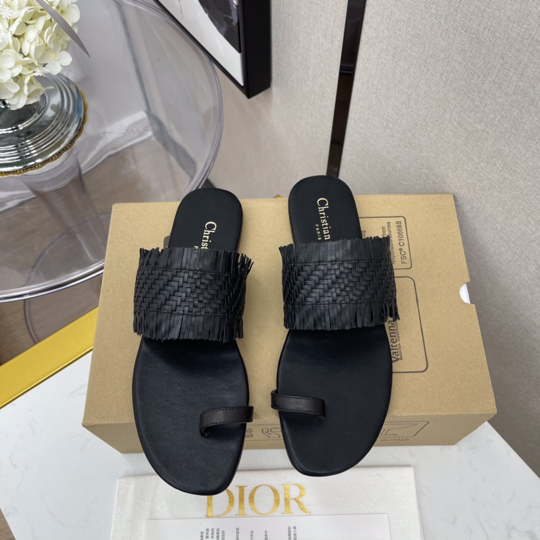Dior shoes135