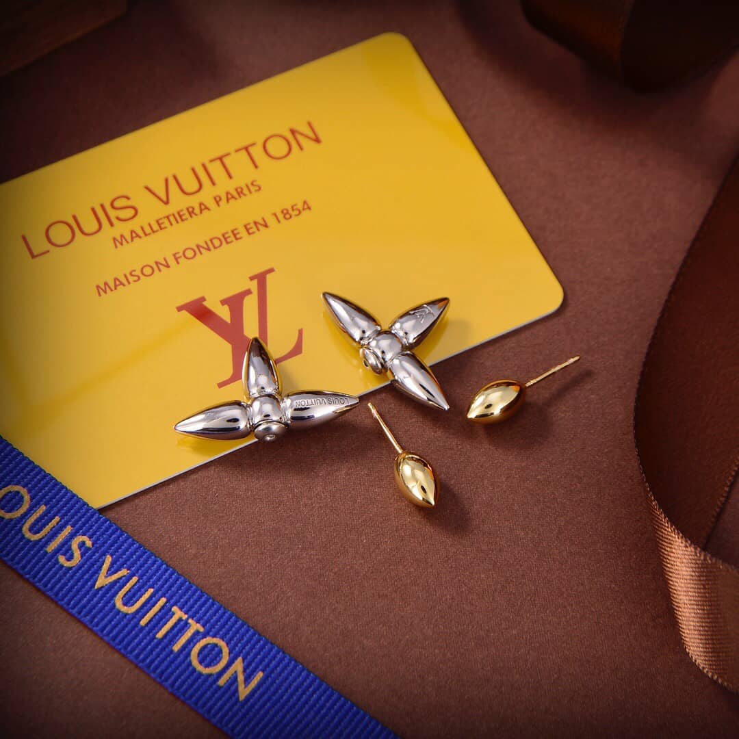 Wholesale Louis Vuitton Logo Earrings