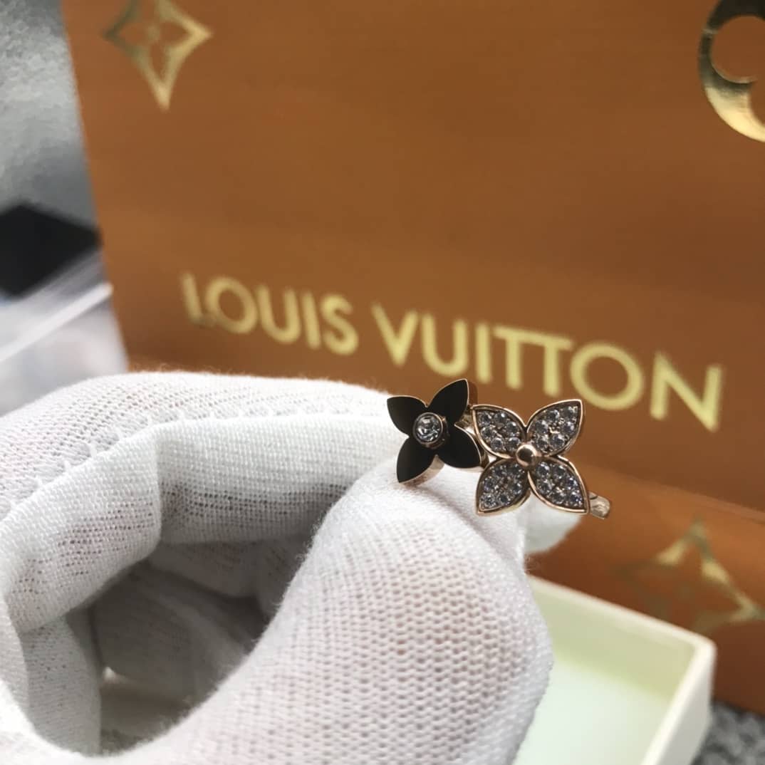 High Quality Louis Vuitton Replica Ring