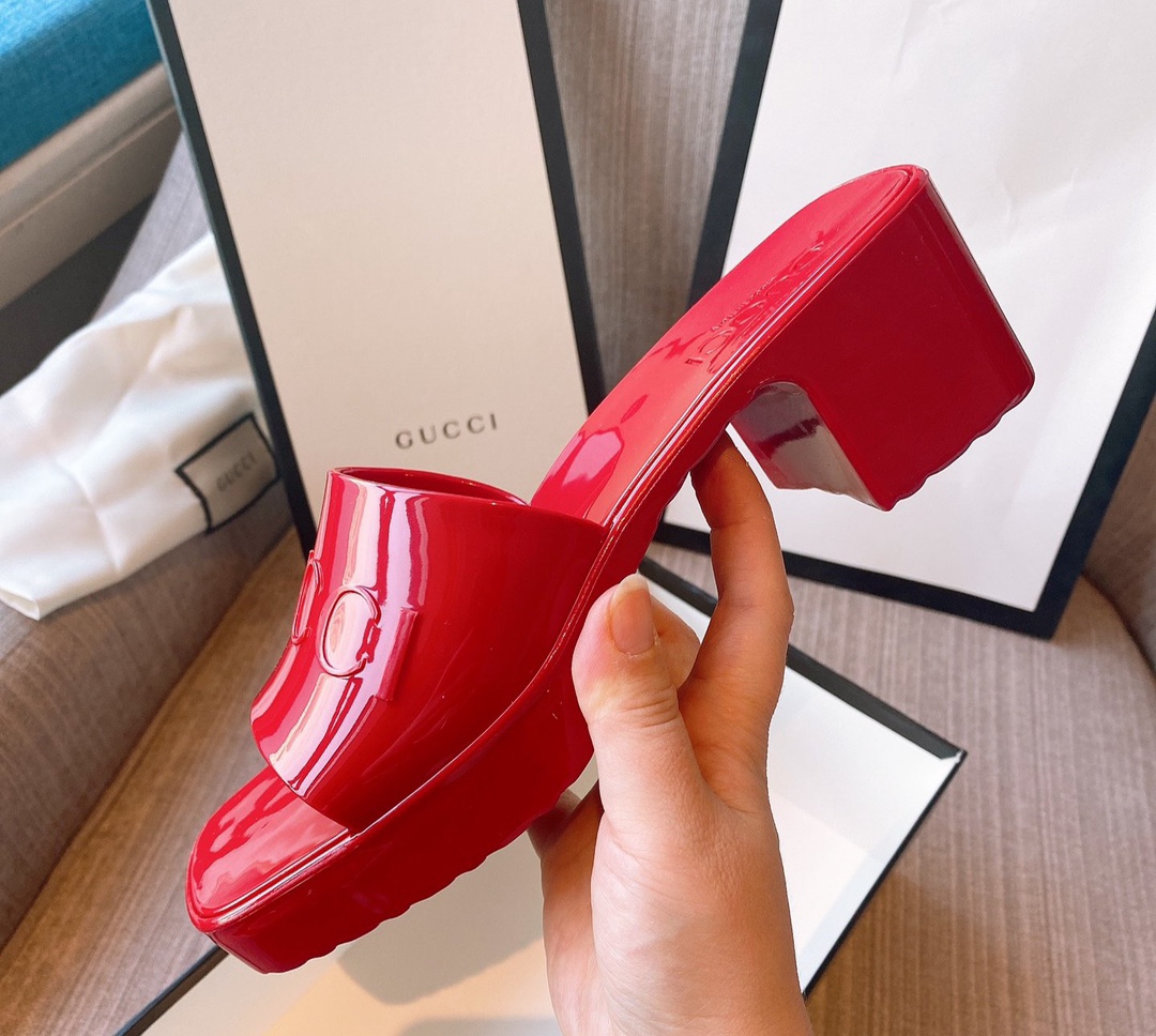 Gucci shoe309