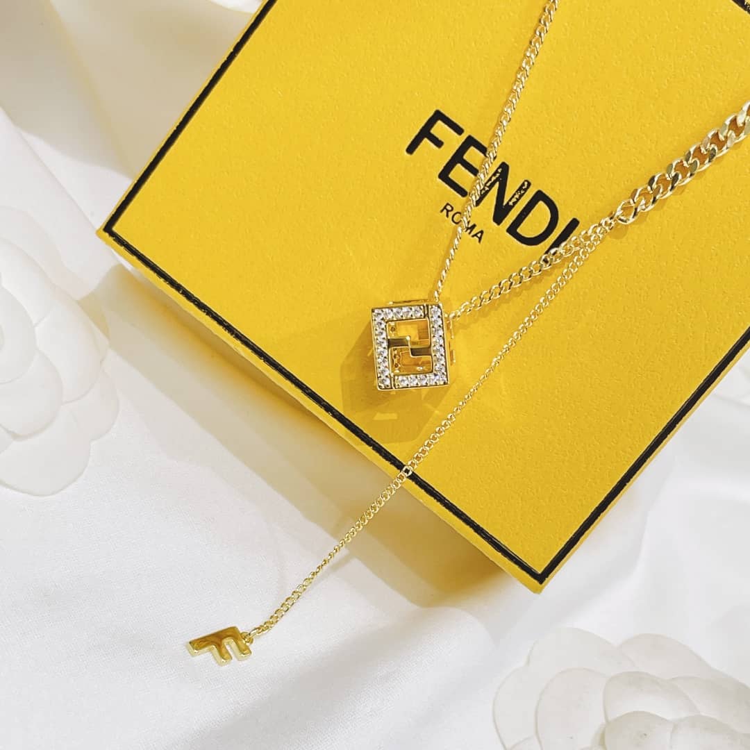 Fendi Imitation Designer Necklace Wholesale