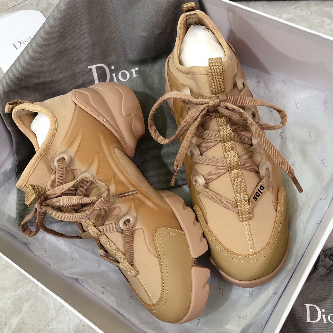 Dior shoes370