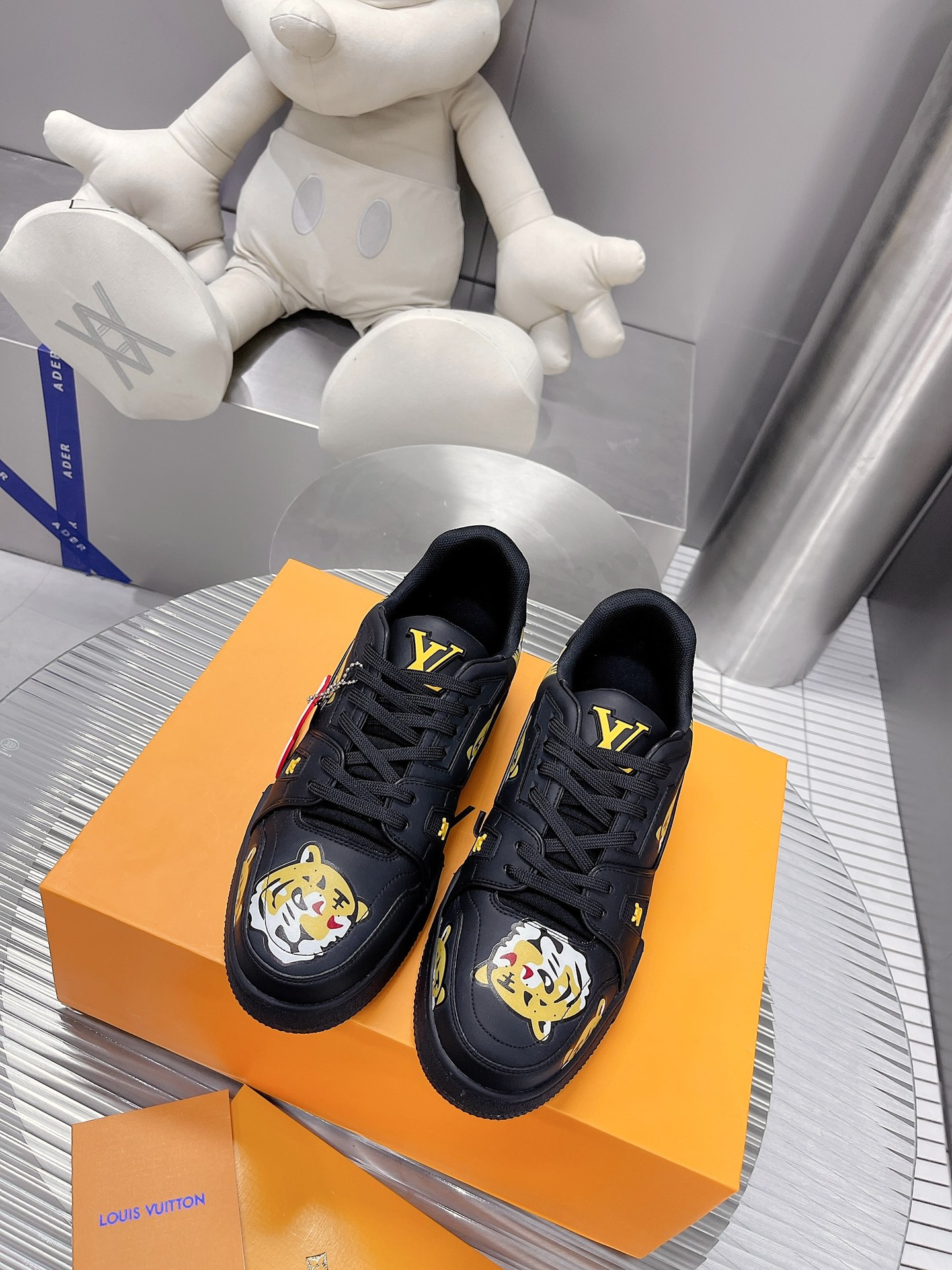 LV shoes302