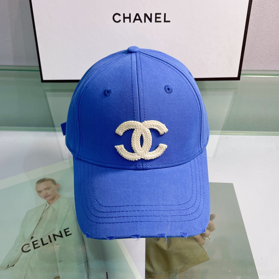 Versatile Embroidered Logo Baseball Cap