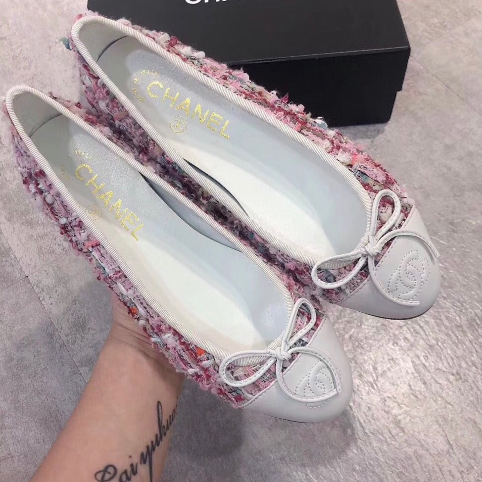 Chanel Shoes582
